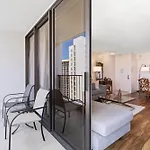 Sky-High Oceanview Escape At Waikiki Banyan With Free Parking